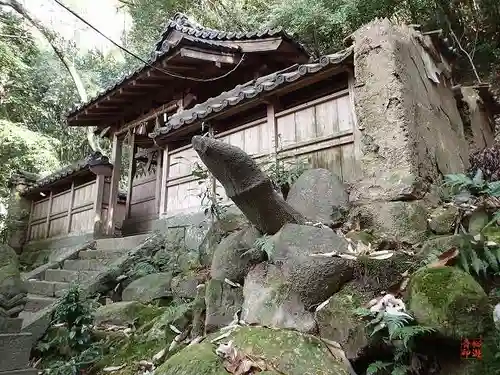 船山神社の本殿