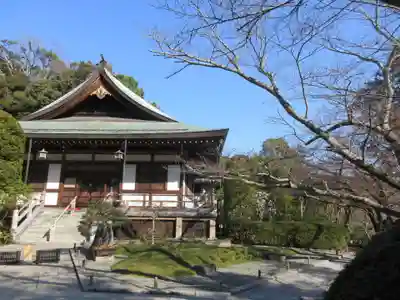 報国寺の本殿・本堂