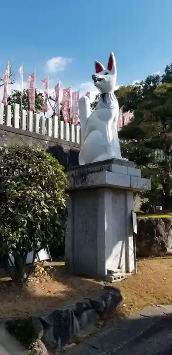 満福寺(三好稲荷閣)の狛犬