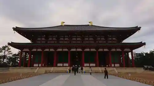 興福寺の本殿