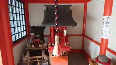 豊藤稲荷神社の末社・摂社