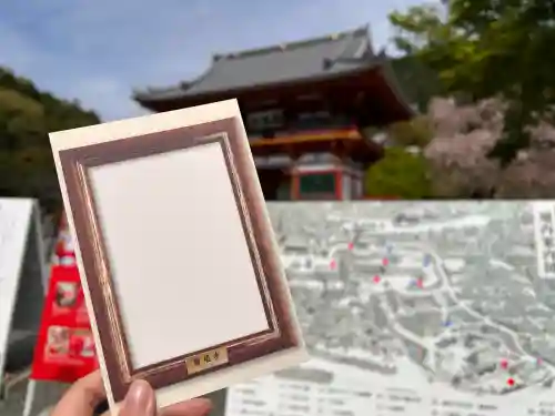 勝尾寺の{uncategorized: "未分類", other: "その他", undefined: "問題あり", building: "その他建物", grave: "お墓", sacred_gate: "鳥居", guardian: "狛犬", statue: "像", buddha: "仏像", history: "歴史", nature: "自然", garden: "庭園", animal: "動物", pagoda: "塔", temizu: "手水舎", mountain_gate: "山門・神門", sanctuary: "本殿・本堂", subordinate: "末社・摂社", art: "芸術", scenery: "景色", jizo: "地蔵", ema: "絵馬", goshuin: "御朱印", omikuji: "おみくじ", items: "授与品その他", amulet: "お守り", goshuincho: "御朱印帳", eats: "食事", festival: "お祭り", votive_dance: "神楽", shichigosan: "七五三参", wedding: "結婚式", experience: "体験その他", initially: "初詣", around: "周辺", anti_infection: "感染症対策"}