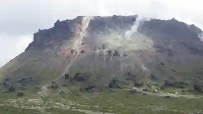 樽前山奥宮の芸術