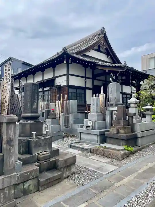 公春院の{uncategorized: "未分類", other: "その他", undefined: "問題あり", building: "その他建物", grave: "お墓", sacred_gate: "鳥居", guardian: "狛犬", statue: "像", buddha: "仏像", history: "歴史", nature: "自然", garden: "庭園", animal: "動物", pagoda: "塔", temizu: "手水舎", mountain_gate: "山門・神門", sanctuary: "本殿・本堂", subordinate: "末社・摂社", art: "芸術", scenery: "景色", jizo: "地蔵", ema: "絵馬", goshuin: "御朱印", omikuji: "おみくじ", items: "授与品その他", amulet: "お守り", goshuincho: "御朱印帳", eats: "食事", festival: "お祭り", votive_dance: "神楽", shichigosan: "七五三参", wedding: "結婚式", experience: "体験その他", initially: "初詣", around: "周辺", anti_infection: "感染症対策"}