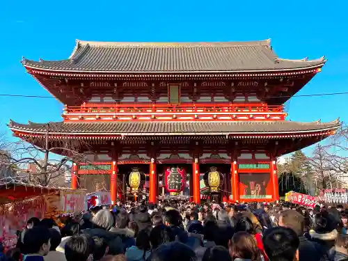 浅草寺の山門・神門