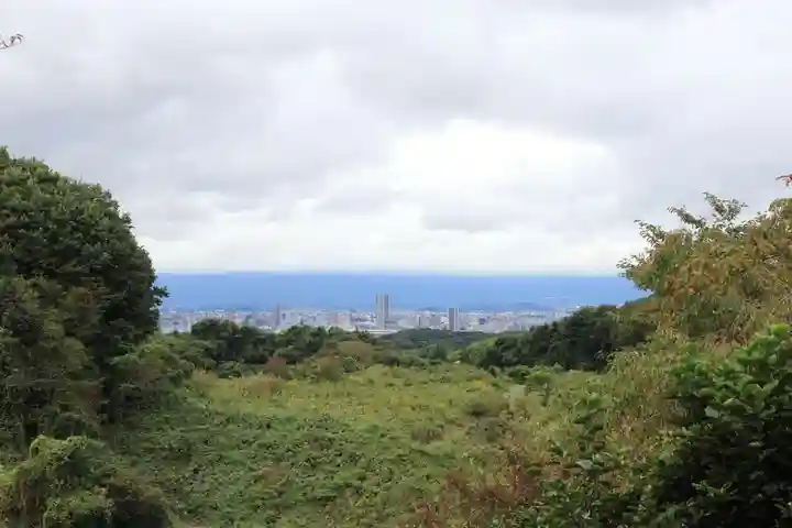 高屋敷稲荷神社の景色