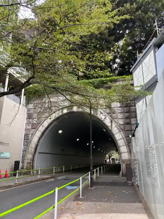 愛宕神社の{uncategorized: "未分類", other: "その他", undefined: "問題あり", building: "その他建物", grave: "お墓", sacred_gate: "鳥居", guardian: "狛犬", statue: "像", buddha: "仏像", history: "歴史", nature: "自然", garden: "庭園", animal: "動物", pagoda: "塔", temizu: "手水舎", mountain_gate: "山門・神門", sanctuary: "本殿・本堂", subordinate: "末社・摂社", art: "芸術", scenery: "景色", jizo: "地蔵", ema: "絵馬", goshuin: "御朱印", omikuji: "おみくじ", items: "授与品その他", amulet: "お守り", goshuincho: "御朱印帳", eats: "食事", festival: "お祭り", votive_dance: "神楽", shichigosan: "七五三参", wedding: "結婚式", experience: "体験その他", initially: "初詣", around: "周辺", anti_infection: "感染症対策"}