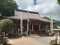 青岸渡寺の本殿