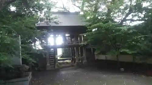 文殊仙寺の山門・神門