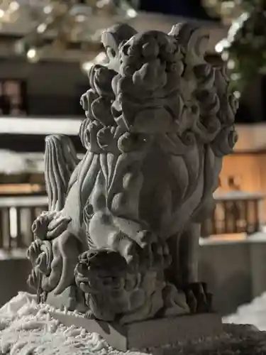 新琴似神社の狛犬