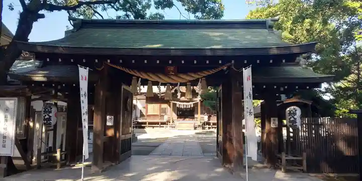 葛飾八幡宮の山門・神門