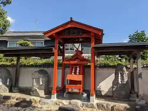 素戔嗚神社(大神神社境外末社)の末社・摂社
