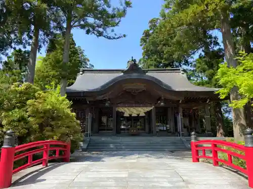 越中一宮 髙瀬神社の本殿・本堂