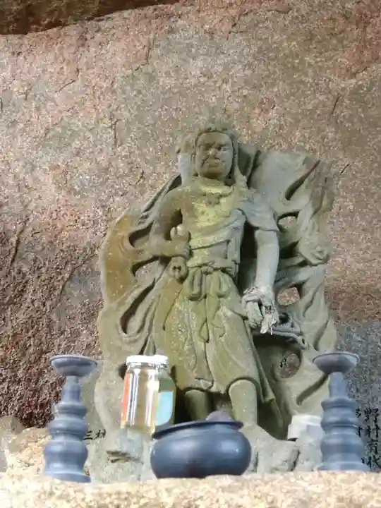 大聖院弥山本堂の仏像