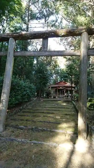 弊田神社の鳥居