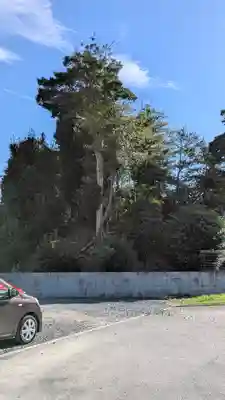 稲荷社（南笠2号墳内）(滋賀県)