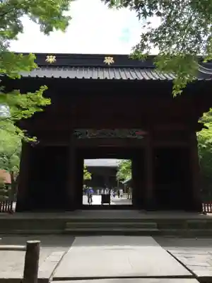 妙本寺の山門・神門
