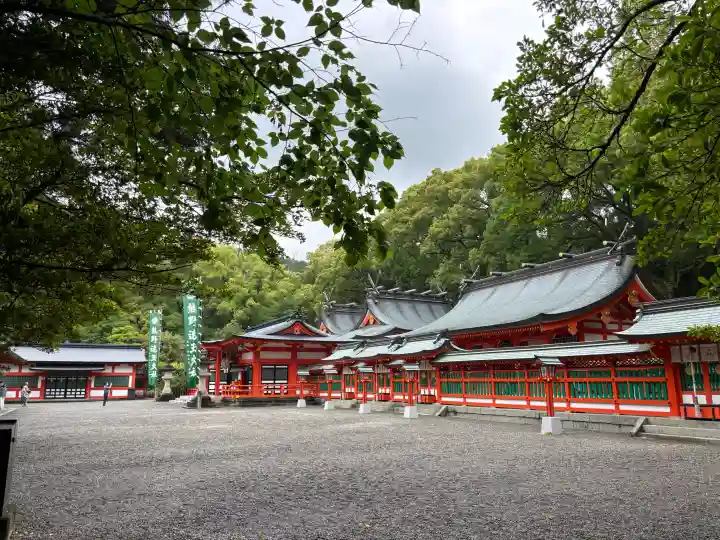 熊野速玉大社の{uncategorized: "未分類", other: "その他", undefined: "問題あり", building: "その他建物", grave: "お墓", sacred_gate: "鳥居", guardian: "狛犬", statue: "像", buddha: "仏像", history: "歴史", nature: "自然", garden: "庭園", animal: "動物", pagoda: "塔", temizu: "手水舎", mountain_gate: "山門・神門", sanctuary: "本殿・本堂", subordinate: "末社・摂社", art: "芸術", scenery: "景色", jizo: "地蔵", ema: "絵馬", goshuin: "御朱印", omikuji: "おみくじ", items: "授与品その他", amulet: "お守り", goshuincho: "御朱印帳", eats: "食事", festival: "お祭り", votive_dance: "神楽", shichigosan: "七五三参", wedding: "結婚式", experience: "体験その他", initially: "初詣", around: "周辺", anti_infection: "感染症対策"}