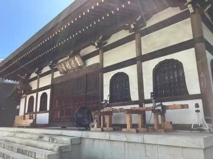 全勝寺の本殿・本堂