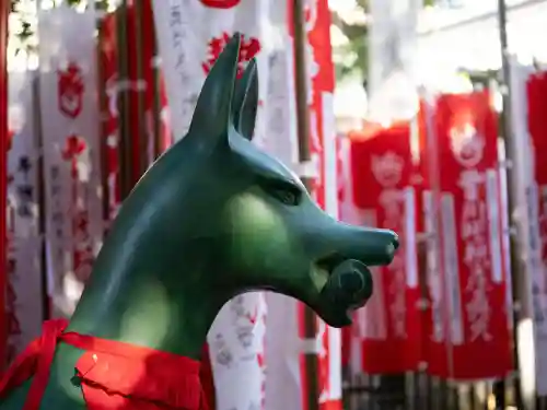 豊川稲荷東京別院の{uncategorized: "未分類", other: "その他", undefined: "問題あり", building: "その他建物", grave: "お墓", sacred_gate: "鳥居", guardian: "狛犬", statue: "像", buddha: "仏像", history: "歴史", nature: "自然", garden: "庭園", animal: "動物", pagoda: "塔", temizu: "手水舎", mountain_gate: "山門・神門", sanctuary: "本殿・本堂", subordinate: "末社・摂社", art: "芸術", scenery: "景色", jizo: "地蔵", ema: "絵馬", goshuin: "御朱印", omikuji: "おみくじ", items: "授与品その他", amulet: "お守り", goshuincho: "御朱印帳", eats: "食事", festival: "お祭り", votive_dance: "神楽", shichigosan: "七五三参", wedding: "結婚式", experience: "体験その他", initially: "初詣", around: "周辺", anti_infection: "感染症対策"}