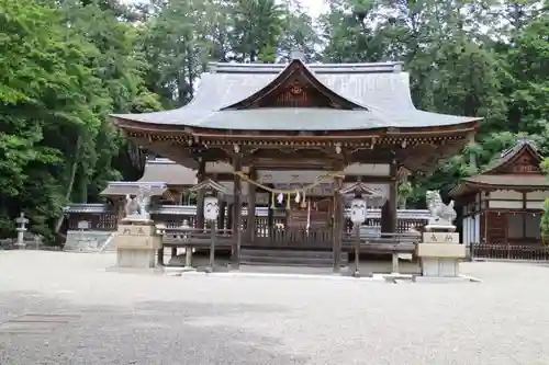 奥石神社の本殿