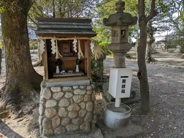 大井神社の{uncategorized: "未分類", other: "その他", undefined: "問題あり", building: "その他建物", grave: "お墓", sacred_gate: "鳥居", guardian: "狛犬", statue: "像", buddha: "仏像", history: "歴史", nature: "自然", garden: "庭園", animal: "動物", pagoda: "塔", temizu: "手水舎", mountain_gate: "山門・神門", sanctuary: "本殿・本堂", subordinate: "末社・摂社", art: "芸術", scenery: "景色", jizo: "地蔵", ema: "絵馬", goshuin: "御朱印", omikuji: "おみくじ", items: "授与品その他", amulet: "お守り", goshuincho: "御朱印帳", eats: "食事", festival: "お祭り", votive_dance: "神楽", shichigosan: "七五三参", wedding: "結婚式", experience: "体験その他", initially: "初詣", around: "周辺", anti_infection: "感染症対策"}