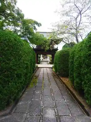 心應寺の山門・神門