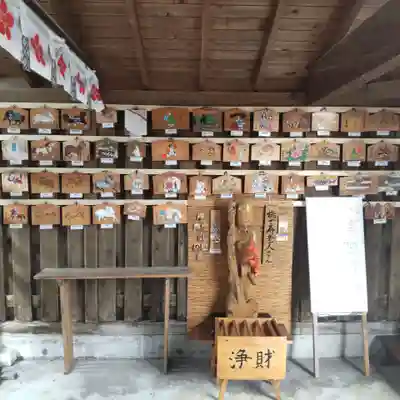 七重浜海津見神社の仏像