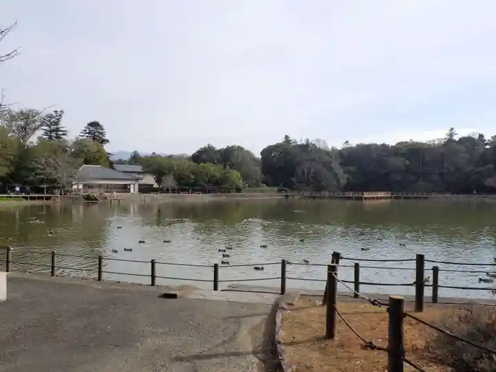 長山稲荷社(橿原神宮末社)の庭園
