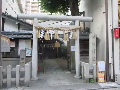 神明神社の鳥居