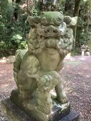 諸大明神社の狛犬