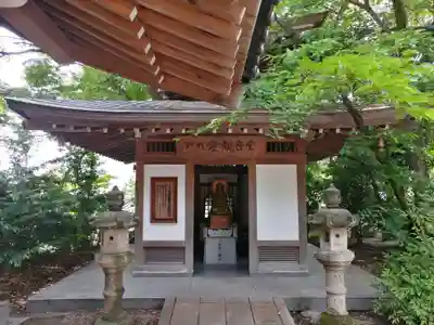 仏地院の末社・摂社