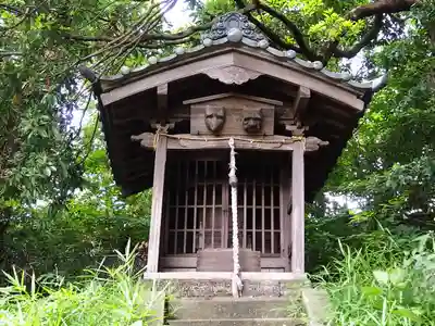 諏訪神社の末社・摂社