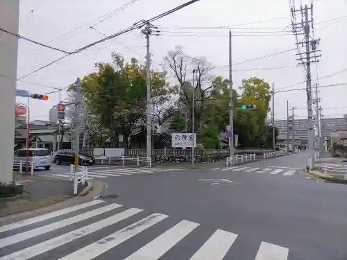 六所宮のその他建物