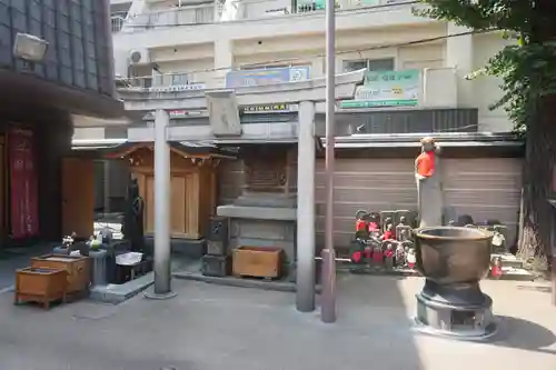 とげぬき地蔵尊 高岩寺の鳥居