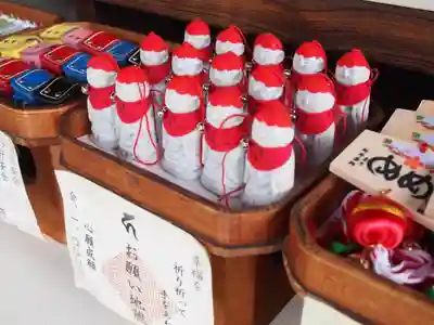 新井薬師（梅照院）の授与品その他