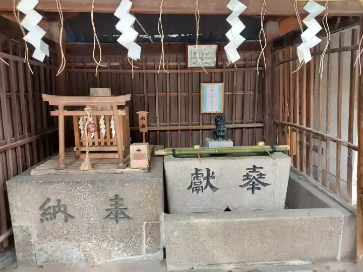 御幸森天神宮の{uncategorized: "未分類", other: "その他", undefined: "問題あり", building: "その他建物", grave: "お墓", sacred_gate: "鳥居", guardian: "狛犬", statue: "像", buddha: "仏像", history: "歴史", nature: "自然", garden: "庭園", animal: "動物", pagoda: "塔", temizu: "手水舎", mountain_gate: "山門・神門", sanctuary: "本殿・本堂", subordinate: "末社・摂社", art: "芸術", scenery: "景色", jizo: "地蔵", ema: "絵馬", goshuin: "御朱印", omikuji: "おみくじ", items: "授与品その他", amulet: "お守り", goshuincho: "御朱印帳", eats: "食事", festival: "お祭り", votive_dance: "神楽", shichigosan: "七五三参", wedding: "結婚式", experience: "体験その他", initially: "初詣", around: "周辺", anti_infection: "感染症対策"}