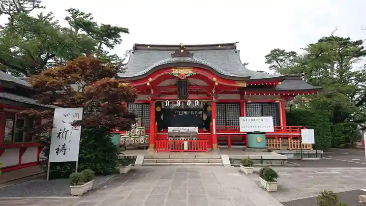 東伏見稲荷神社の本殿・本堂