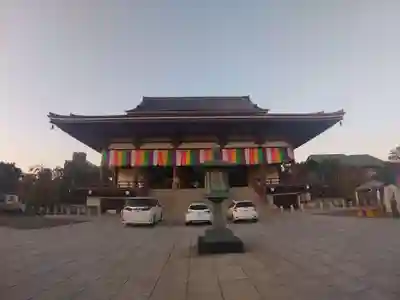 西新井大師総持寺の本殿・本堂