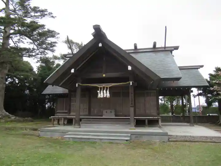 鶴谷八幡宮の本殿・本堂