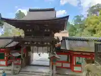 石上神宮の山門・神門