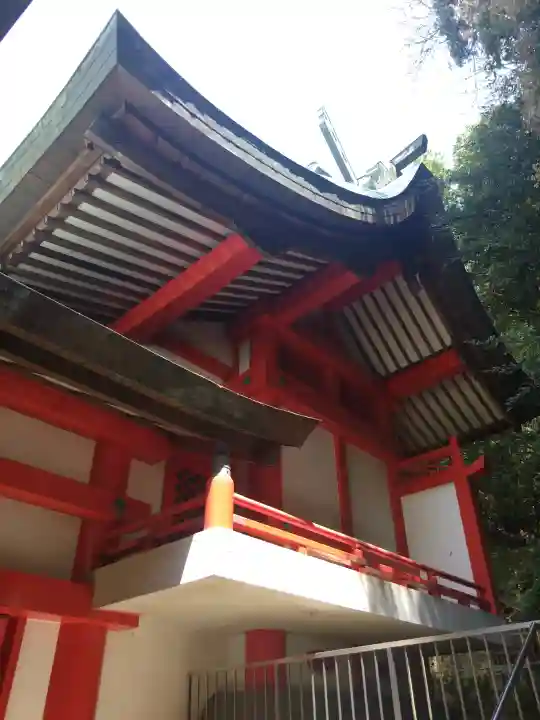 礒宮八幡神社の{uncategorized: "未分類", other: "その他", undefined: "問題あり", building: "その他建物", grave: "お墓", sacred_gate: "鳥居", guardian: "狛犬", statue: "像", buddha: "仏像", history: "歴史", nature: "自然", garden: "庭園", animal: "動物", pagoda: "塔", temizu: "手水舎", mountain_gate: "山門・神門", sanctuary: "本殿・本堂", subordinate: "末社・摂社", art: "芸術", scenery: "景色", jizo: "地蔵", ema: "絵馬", goshuin: "御朱印", omikuji: "おみくじ", items: "授与品その他", amulet: "お守り", goshuincho: "御朱印帳", eats: "食事", festival: "お祭り", votive_dance: "神楽", shichigosan: "七五三参", wedding: "結婚式", experience: "体験その他", initially: "初詣", around: "周辺", anti_infection: "感染症対策"}