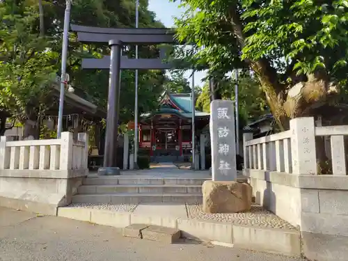 柏諏訪神社の鳥居