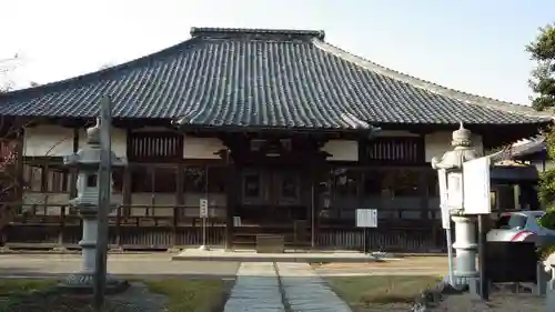 南蔵院の本殿・本堂