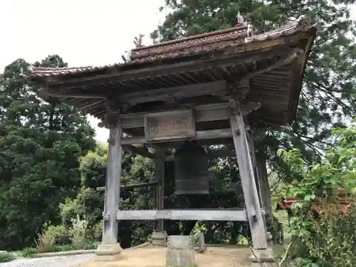 摩尼寺の建物その他