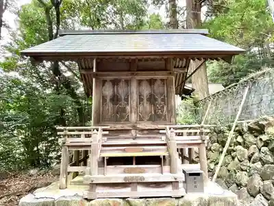 貝野神社(東貝野)の末社・摂社