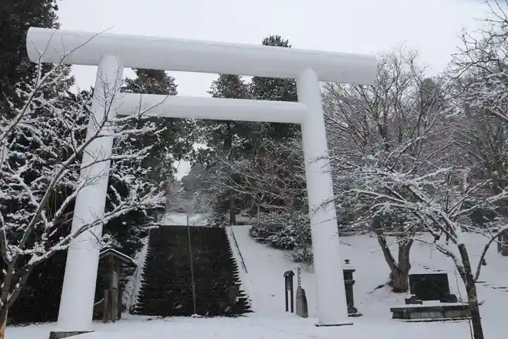 土津神社|こどもと出世の神さまの鳥居