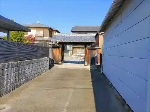 光明寺の山門・神門