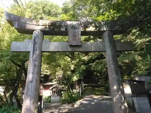 大将陣社の鳥居