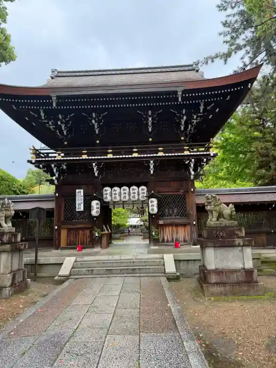 御霊神社(上御霊神社)の{uncategorized: "未分類", other: "その他", undefined: "問題あり", building: "その他建物", grave: "お墓", sacred_gate: "鳥居", guardian: "狛犬", statue: "像", buddha: "仏像", history: "歴史", nature: "自然", garden: "庭園", animal: "動物", pagoda: "塔", temizu: "手水舎", mountain_gate: "山門・神門", sanctuary: "本殿・本堂", subordinate: "末社・摂社", art: "芸術", scenery: "景色", jizo: "地蔵", ema: "絵馬", goshuin: "御朱印", omikuji: "おみくじ", items: "授与品その他", amulet: "お守り", goshuincho: "御朱印帳", eats: "食事", festival: "お祭り", votive_dance: "神楽", shichigosan: "七五三参", wedding: "結婚式", experience: "体験その他", initially: "初詣", around: "周辺", anti_infection: "感染症対策"}